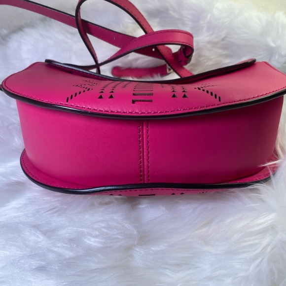 Henri Bendel Pink Circle Bag - Picture 9 of 14